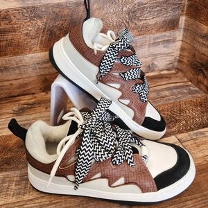 Steve Madden "Roaring" Brown/White/BlackBlack Sneakers/Shoes - 8.5 M